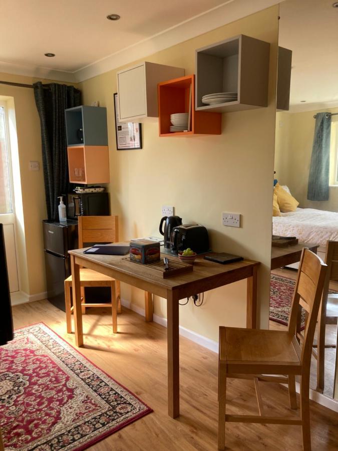 The Buttery Hotel Brundall Bagian luar foto